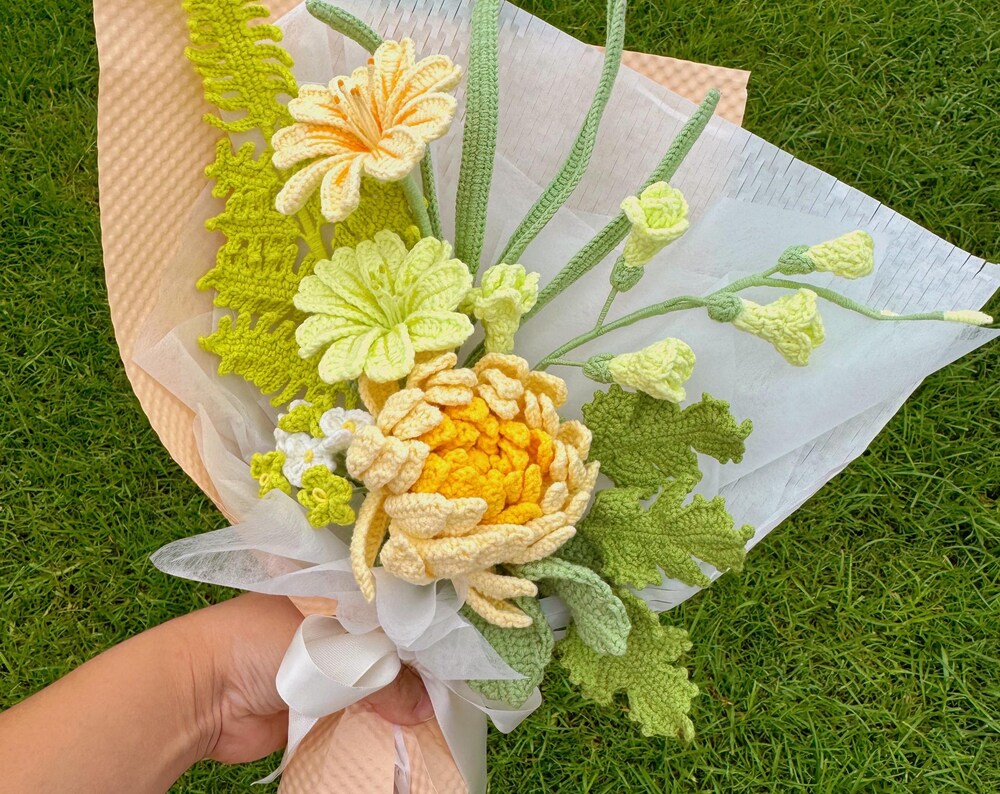 Ramo de dalias de crochet, hecho a mano, regalo personalizado para novia, decoración del hogar, flor de rosa tejida, flor para siempre, ramo de dalias